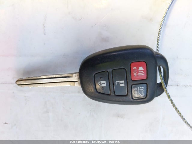 Toyota Rav4 Xle 2016 2T3RFREV6GW465791 Image 11
