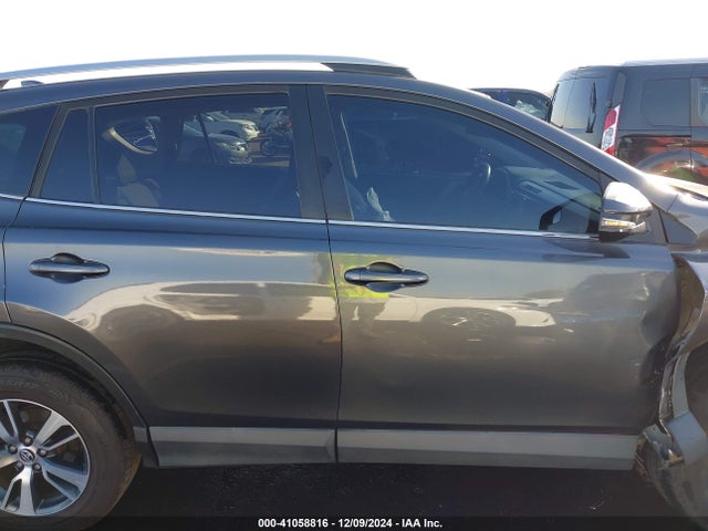 Toyota Rav4 Xle 2016 2T3RFREV6GW465791 Image 13