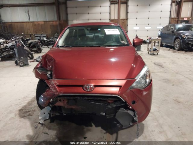 3MYDLBYV6KY503160 Toyota YARIS LE