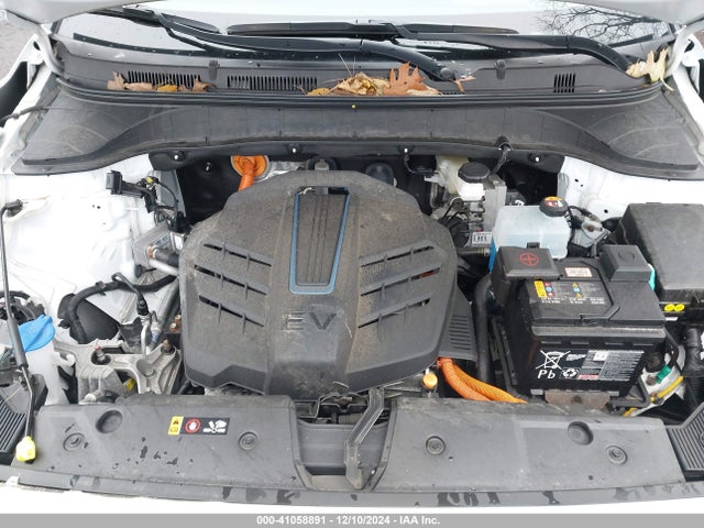 KM8K23AG9NU144576 Hyundai Kona Electric Sel
