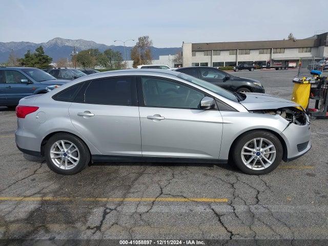Ford FOCUS SE 2015 1FADP3F23FL205560 Image 14