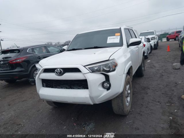 JTEZU5JR5E5083985 Toyota 4RUNNER SR5
