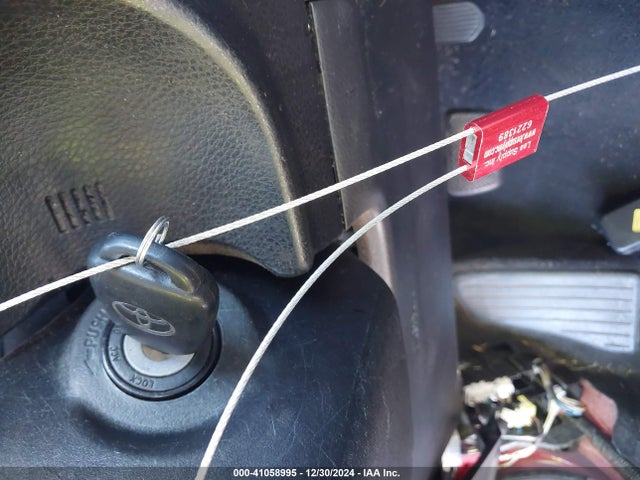 2T1BURHE3GC683927 Toyota COROLLA LE