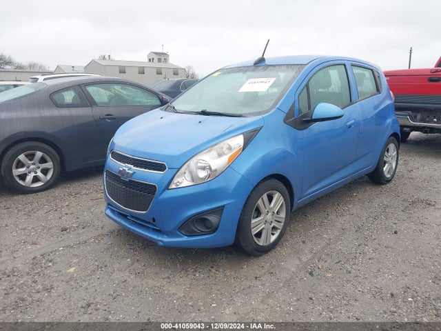 Chevrolet Spark 1lt Cvt 2015 KL8CD6S90FC736193 Image 2