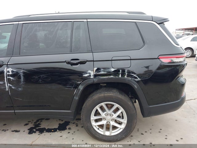 1C4RJKAG7P8816212 Jeep Grand Cherokee L Laredo 4x4