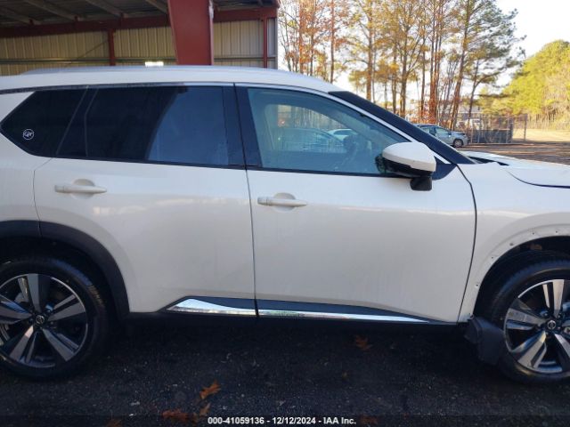 5N1AT3CA8MC754037 Nissan Rogue Sl Fwd