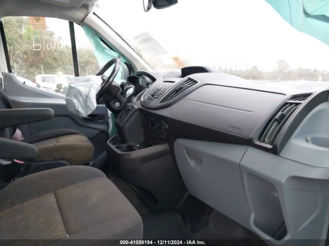 1FTYE1YM7GKB38392 Ford Transit-150