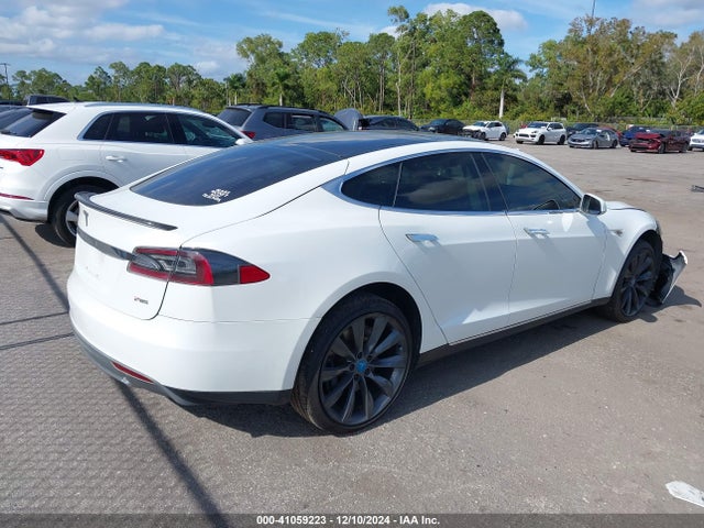 2013 TESLA MODEL S 5YJSA1CP0DFP07126 Photo 3
