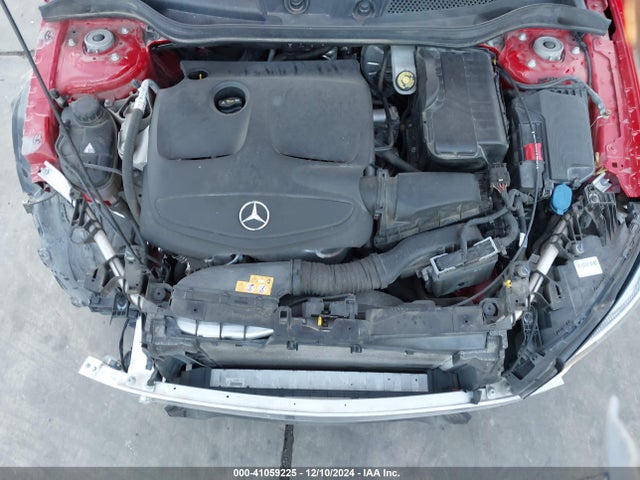 WDCTG4EB4JJ421364 Mercedes-Benz GLA 250