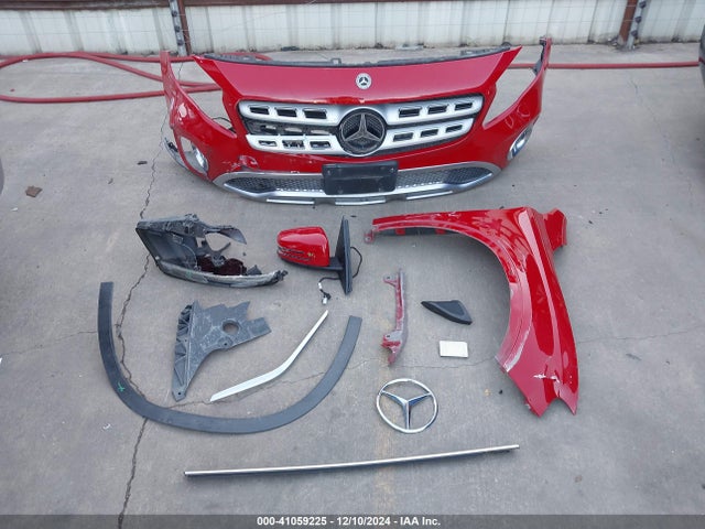 WDCTG4EB4JJ421364 Mercedes-Benz GLA 250