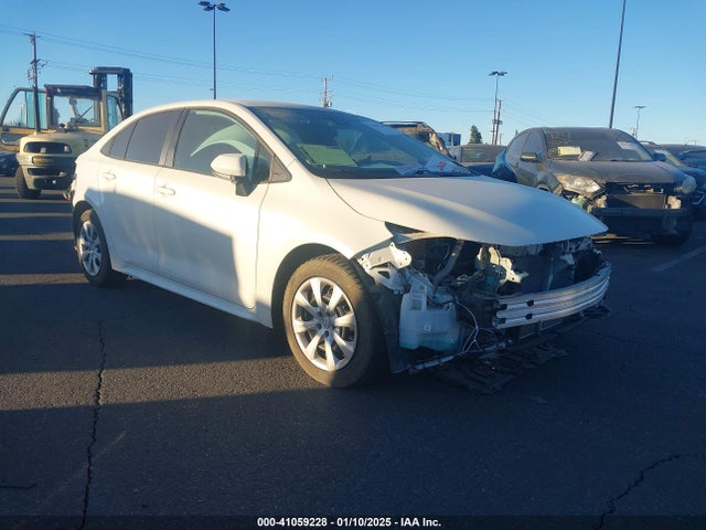 Toyota COROLLA LE 2020 5YFEPRAE8LP143658 Image 1
