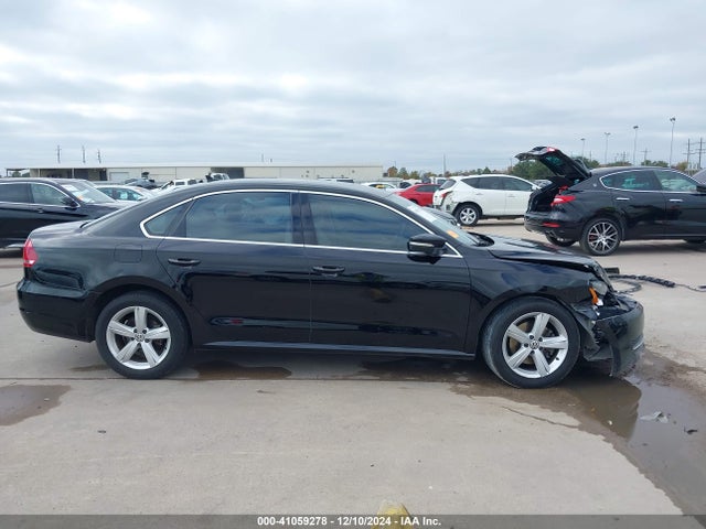 1VWBH7A30EC017869 Volkswagen Passat 2.5l Se