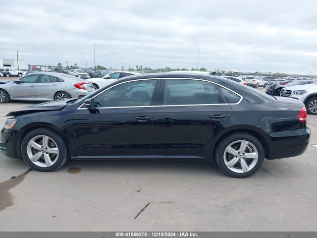 1VWBH7A30EC017869 Volkswagen Passat 2.5l Se