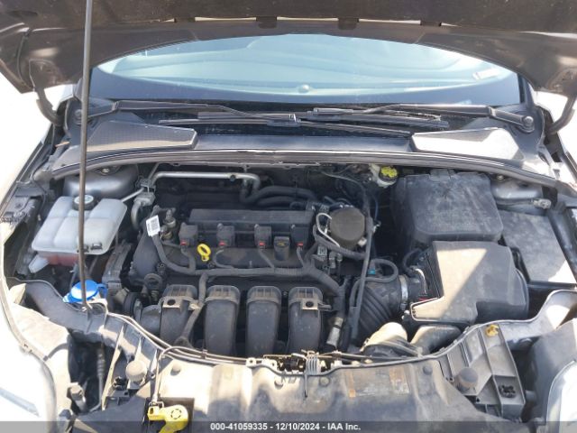 1FADP3F27EL402567 Ford FOCUS SE