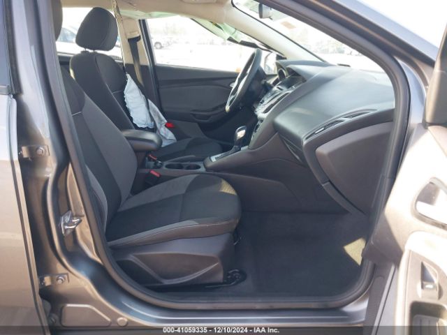 1FADP3F27EL402567 Ford FOCUS SE