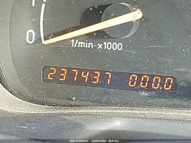 2001 SAAB 9-3 YS3DF55K812052949 Photo 6