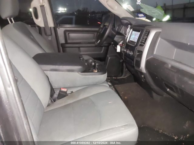 1C6RR6KG0HS570243 RAM 1500 Tradesman  4x2 5'7 Box