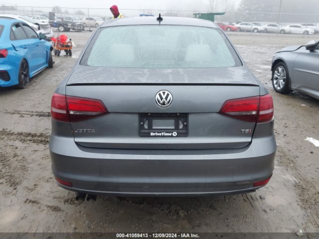 3VWD17AJ0GM411109 Volkswagen Jetta 1.8t Sport
