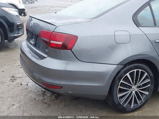 3VWD17AJ0GM411109 Volkswagen Jetta 1.8t Sport