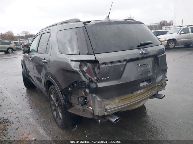 Ford EXPLORER XLT 2018 1FM5K7D84JGB62808 Image 3