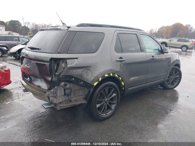 Ford EXPLORER XLT 2018 1FM5K7D84JGB62808 Image 4