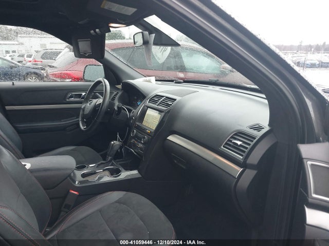 Ford EXPLORER XLT 2018 1FM5K7D84JGB62808 Image 5