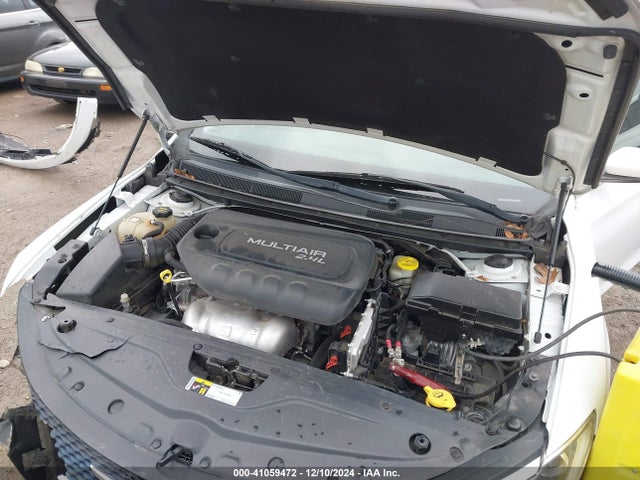 1C3CCCAB6FN562247 Chrysler 200 Limited