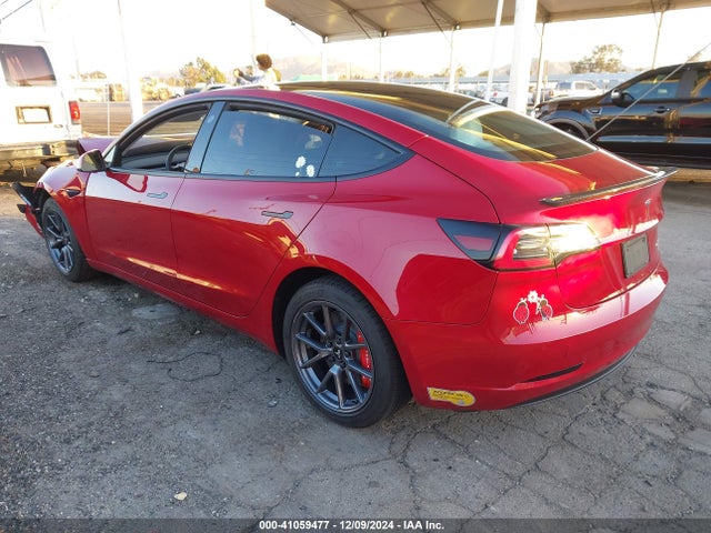 2022 TESLA MODEL 3 5YJ3E1EB8NF213205 Photo 2