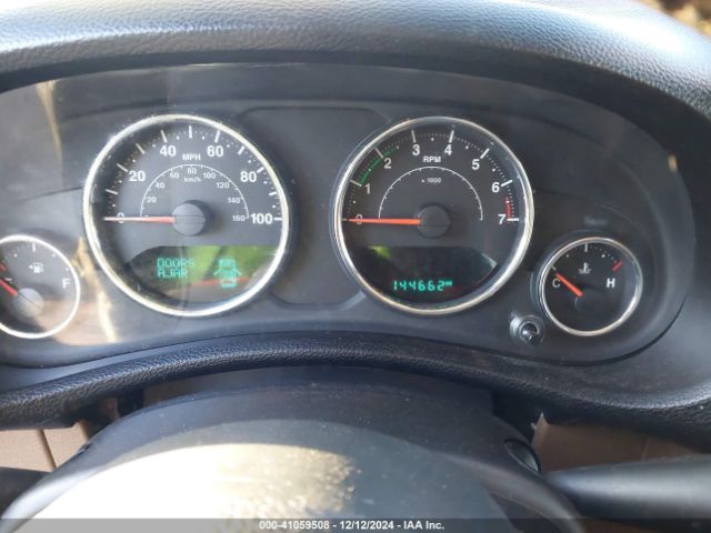 1C4BJWEG7EL322316 Jeep Wrangler Unlimited Sahara