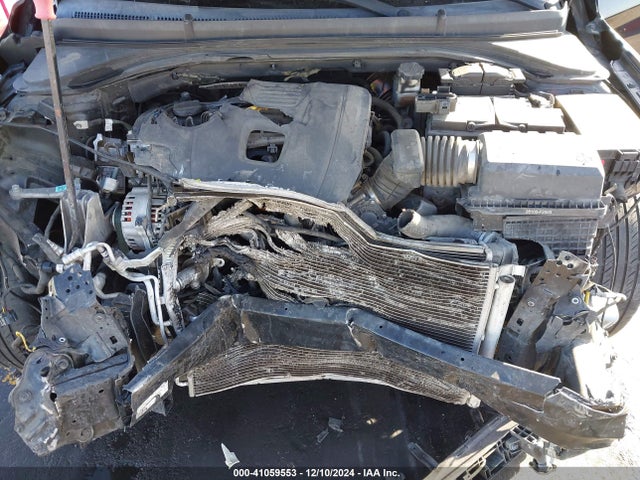 5NPD84LF5JH213984 Hyundai ELANTRA SEL