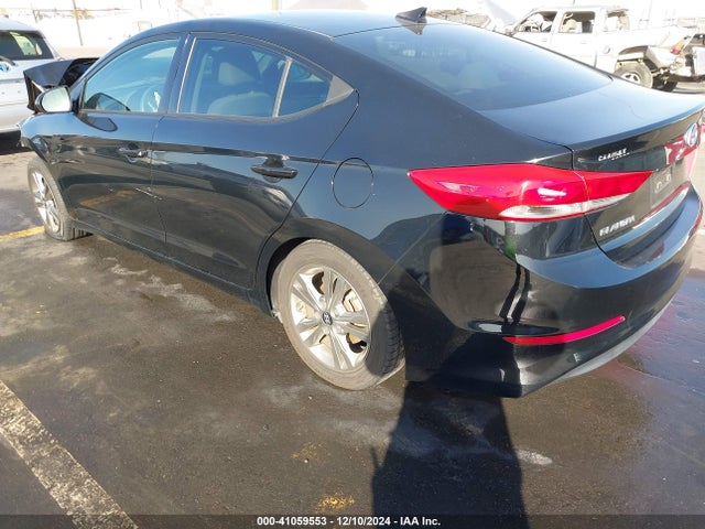 5NPD84LF5JH213984 Hyundai ELANTRA SEL