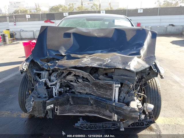 5NPD84LF5JH213984 Hyundai ELANTRA SEL