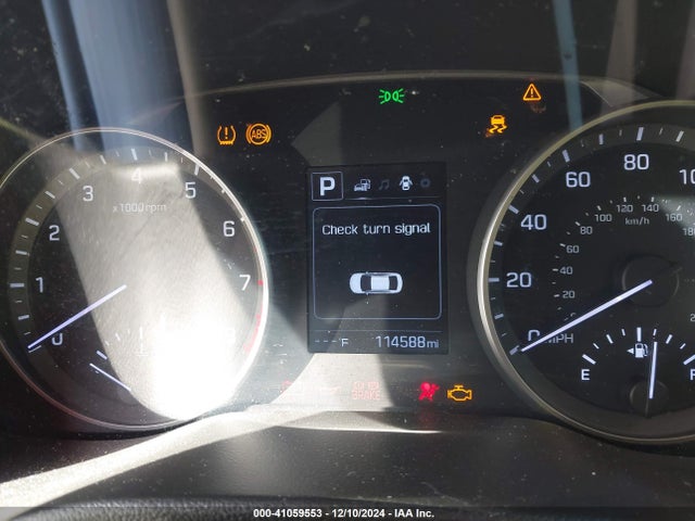 5NPD84LF5JH213984 Hyundai ELANTRA SEL