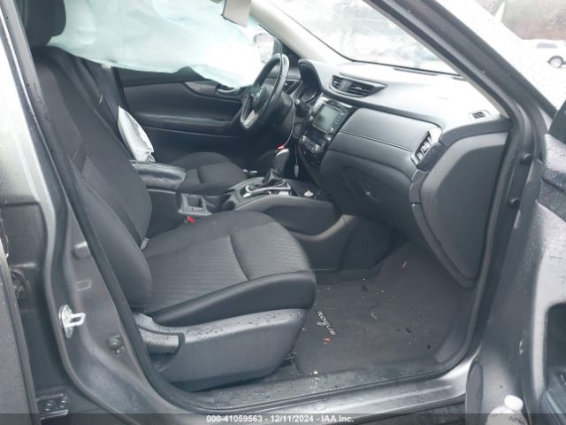 KNMAT2MV8JP614722 Nissan ROGUE SV