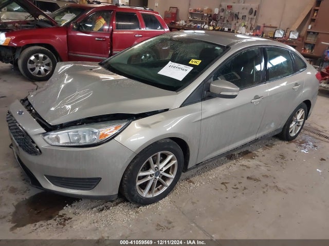 Ford FOCUS SE 2015 1FADP3F2XFL239320 Image 2
