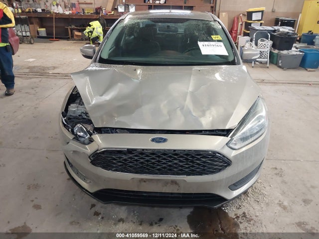 Ford FOCUS SE 2015 1FADP3F2XFL239320 Image 6