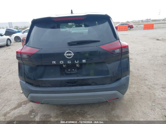 5N1BT3AA0PC830829 Nissan Rogue S Fwd