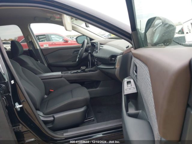 5N1BT3AA0PC830829 Nissan Rogue S Fwd