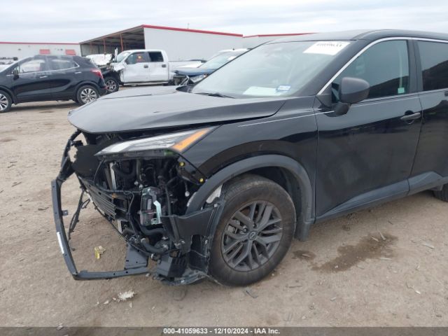 5N1BT3AA0PC830829 Nissan Rogue S Fwd