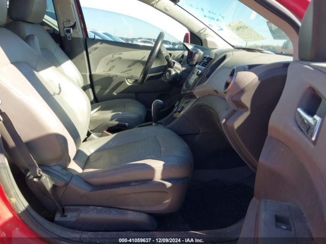 1G1JE6SB6F4105997 Chevrolet Sonic Ltz Auto
