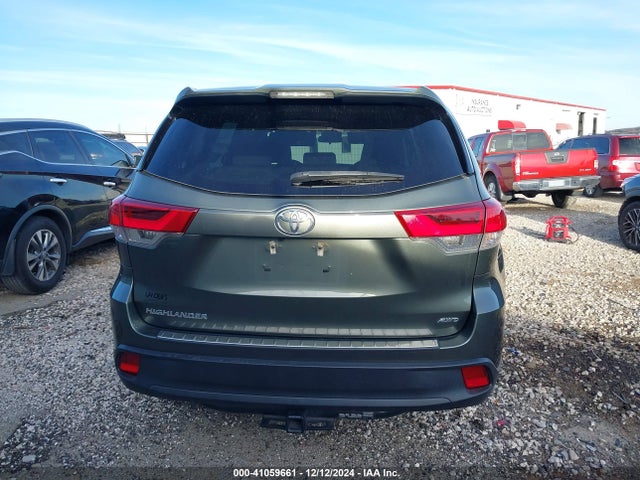 5TDBZRFHXJS888951 Toyota Highlander Le
