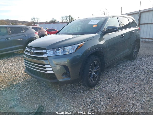 5TDBZRFHXJS888951 Toyota Highlander Le