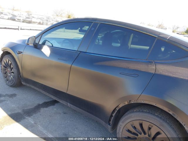 7SAYGDEEXNF424856 Tesla Model Y Long Range Dual Motor All-wheel Drive