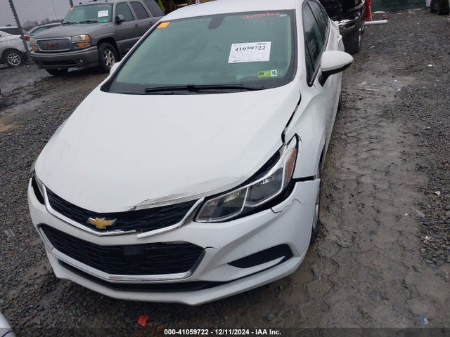 1G1BC5SM5J7226145 Chevrolet Cruze Ls Auto