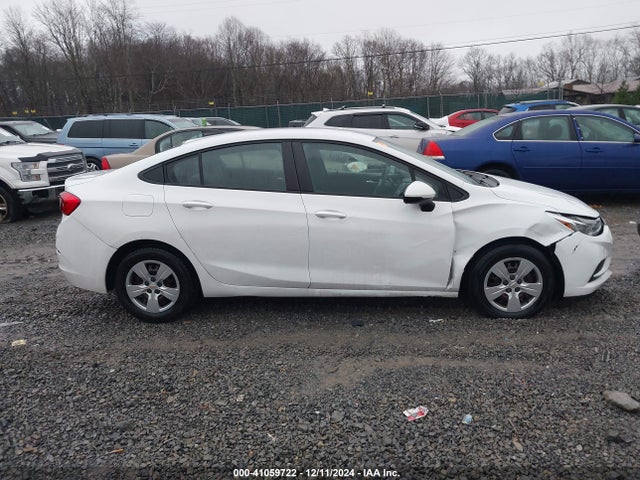 1G1BC5SM5J7226145 Chevrolet Cruze Ls Auto
