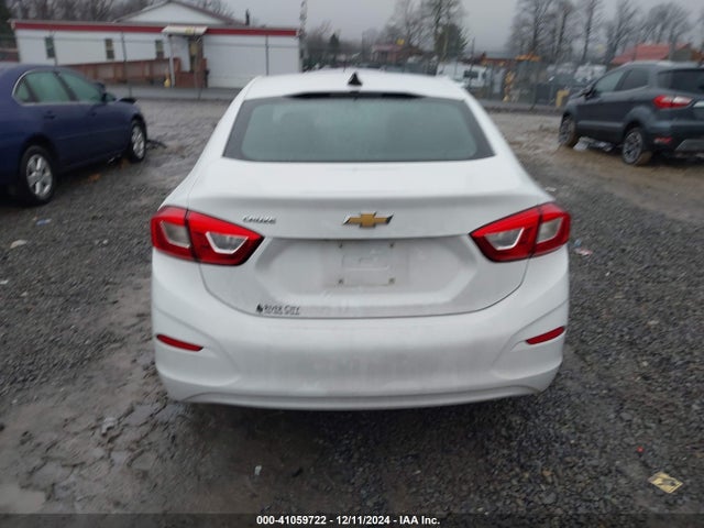 1G1BC5SM5J7226145 Chevrolet Cruze Ls Auto