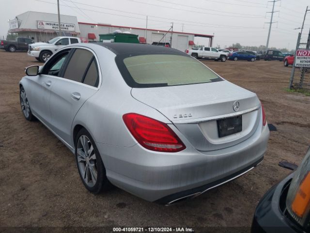 55SWF4JB3FU071590 Mercedes-Benz C 300 Luxury/sport
