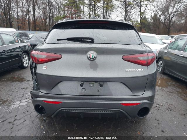 ZASPAKBN8N7D49669 Alfa Romeo Stelvio Veloce Ti Awd