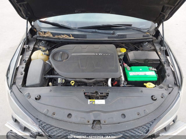 1C3CCCDG2FN540625 Chrysler 200 S