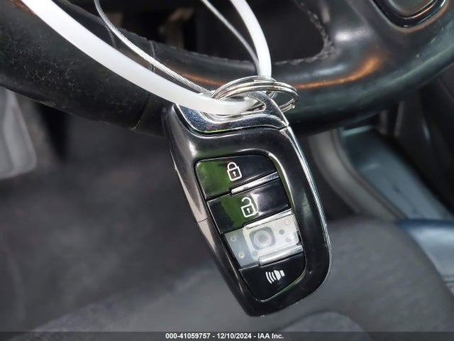 Chrysler 200 S 2015 1C3CCCDG2FN540625 Image 11